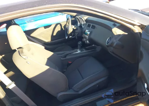 2011 Chevrolet Camaro 1Lt z USA, uszkodzony, nr VIN 2G1FB1ED6B9211520